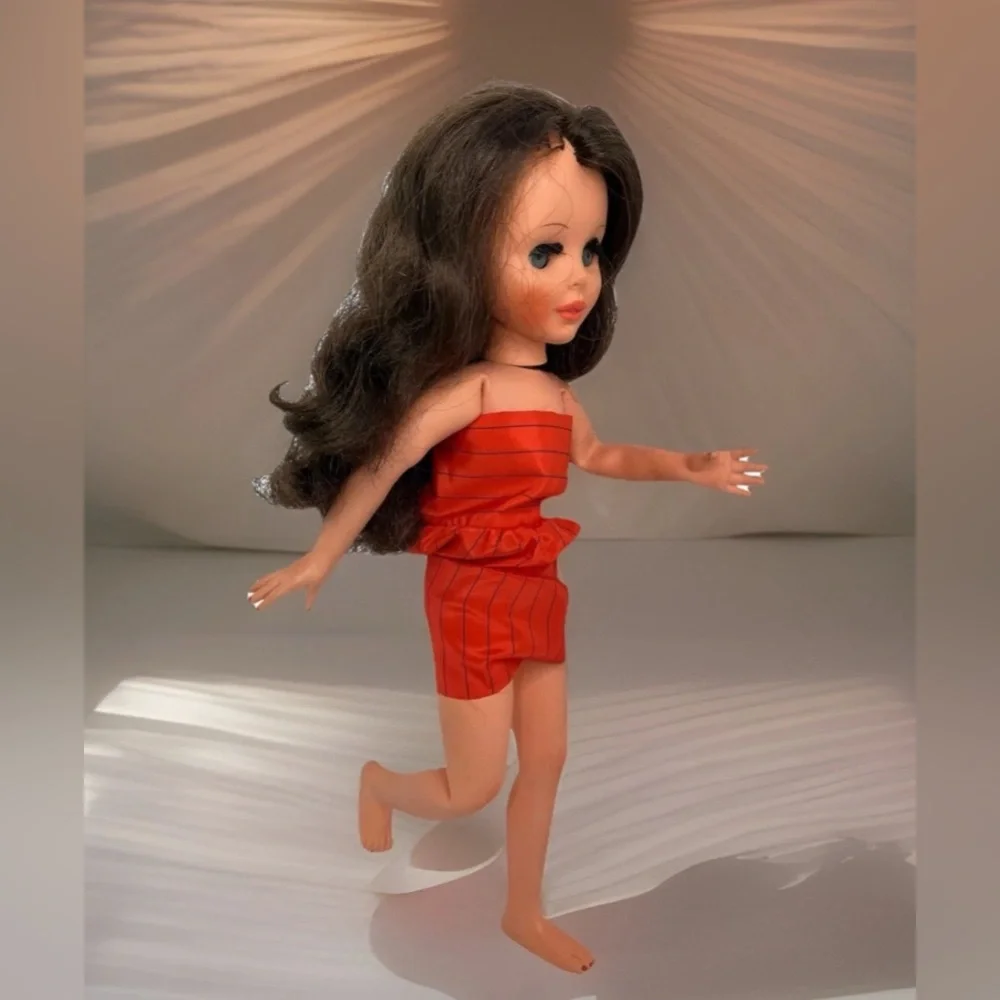 Furga Italy Vittoria Doll 14” Vtg Brunette Hair Blue Eyes Posable 60s “V” Girls